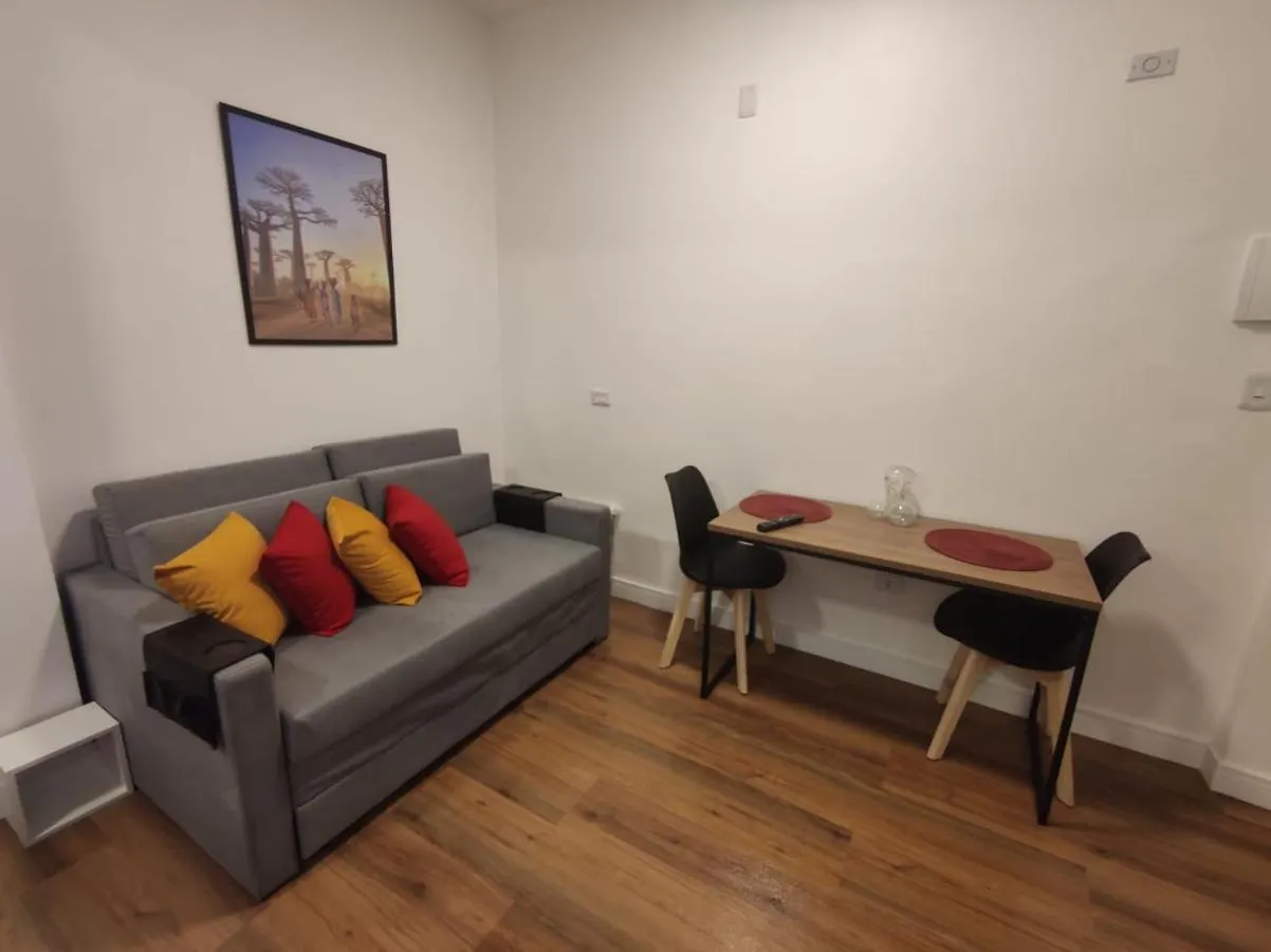 Vem pro Arouche/República -Studio- 4 min do Metrô São Paulo Apartamento